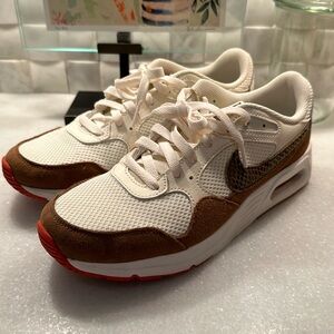 Nike women’s shoes size 9